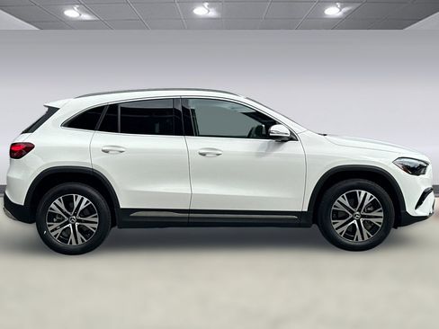 Used 2026 Mercedes-Benz GLA 250 image 8