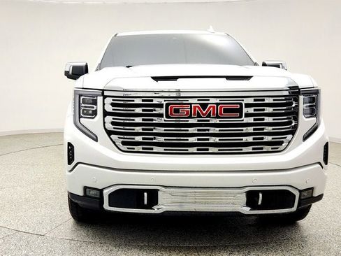 Used 2023 GMC Sierra 1500 Denali w/ Denali Reserve Package AWD/4WD image 2