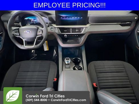 New 2026 Ford Explorer ST-Line w/ ST-Line Street Pack AWD/4WD image 7