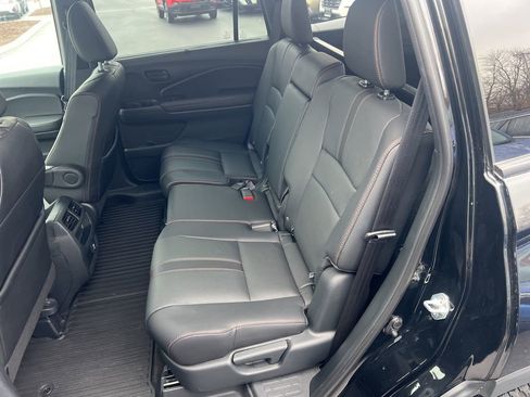 Used 2023 Honda Passport TrailSport image 31