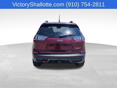 Used 2019 Jeep Cherokee Trailhawk AWD/4WD image 23