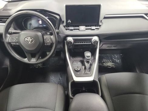 Certified 2023 Toyota RAV4 LE AWD/4WD image 21