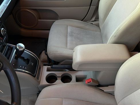 Used 2016 Jeep Compass Sport w/ Power Value Group image 21