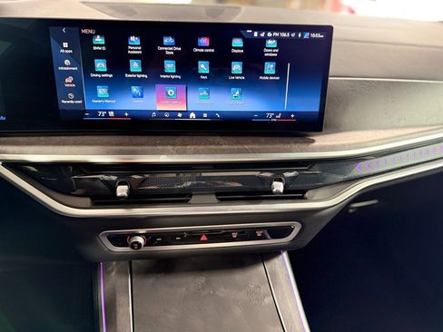 Used 2025 BMW X5 sDrive40i w/ Climate Comfort Package image 18