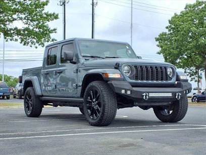 Used 2024 Jeep Gladiator Sport