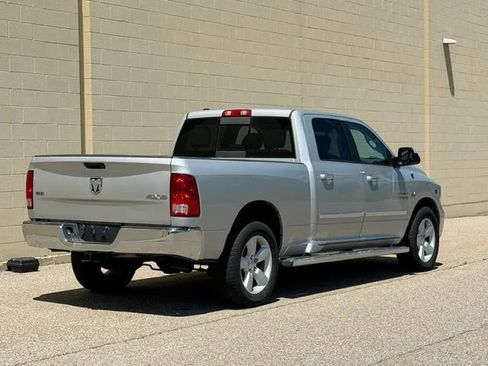 Used 2017 RAM 1500 Classic SLT AWD/4WD image 10
