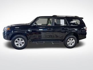 Certified 2021 Toyota 4Runner SR5 Premium w/ Moonroof Package AWD/4WD video 2