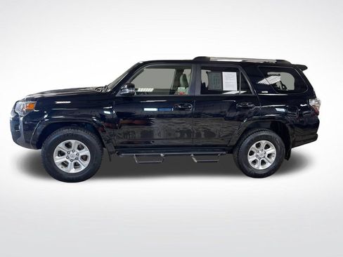Certified 2021 Toyota 4Runner SR5 Premium w/ Moonroof Package AWD/4WD image 2