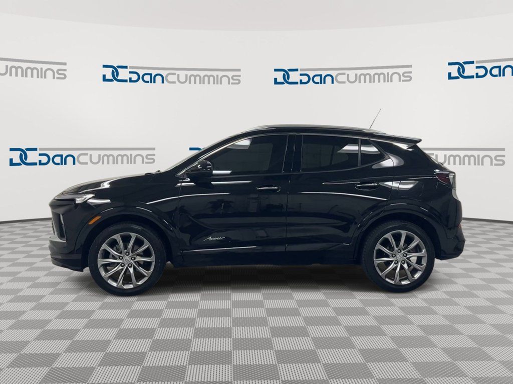 Used 2024 Buick Encore GX Avenir w/ Avenir Convenience Package AWD/4WD image 5