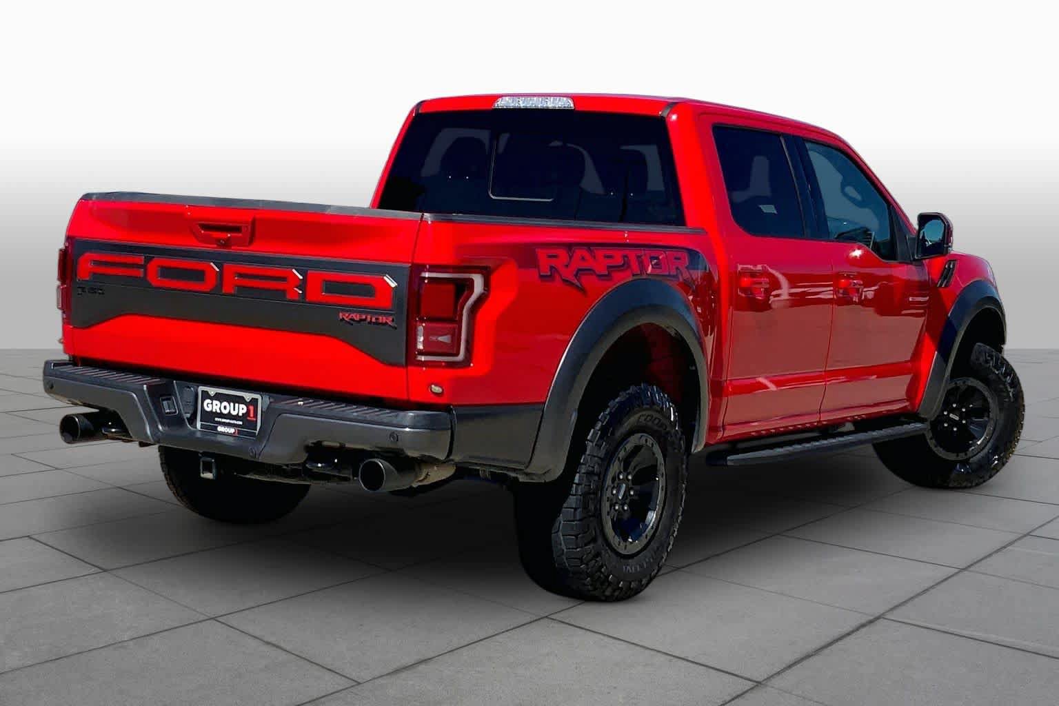 Used 2018 Ford F150 Raptor w/ Equipment Group 802A Luxury AWD/4WD image 14