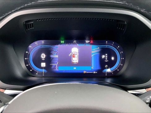 Certified 2023 Volvo XC60 B5 Ultimate w/ Climate Package image 29