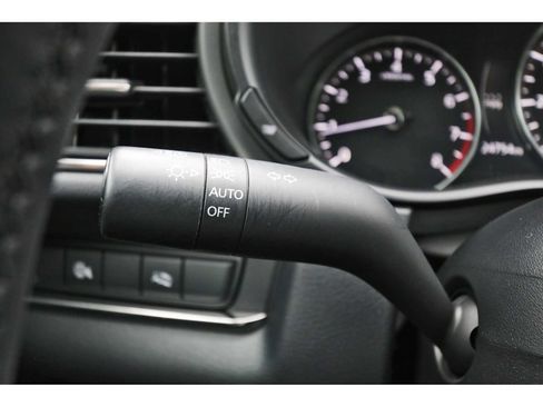 Used 2025 MAZDA CX-30 AWD 2.5 S w/ Preferred Package image 17