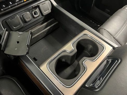 Used 2019 GMC Sierra 2500 Denali w/ Duramax Plus Package AWD/4WD image 77