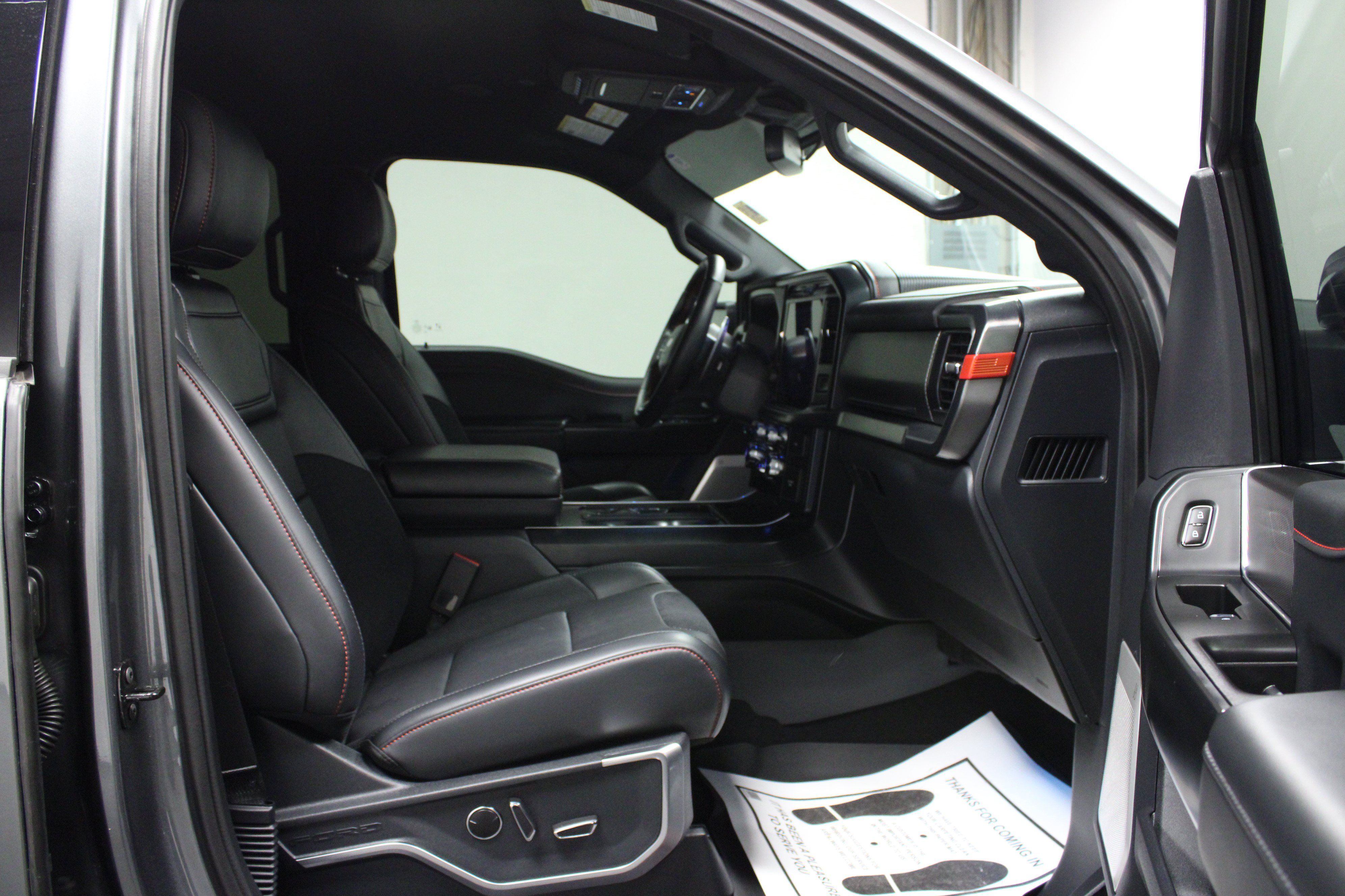 Used 2025 Ford F150 Raptor AWD/4WD image 16