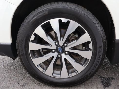 Used 2015 Subaru Outback 2.5i Limited image 42