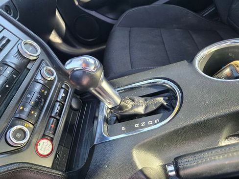 Used 2017 Ford Mustang Coupe RWD image 16