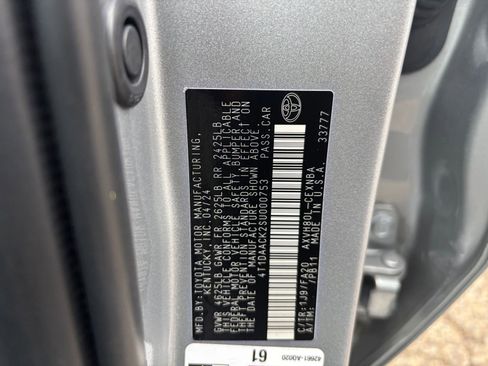 Used 2025 Toyota Camry LE image 28