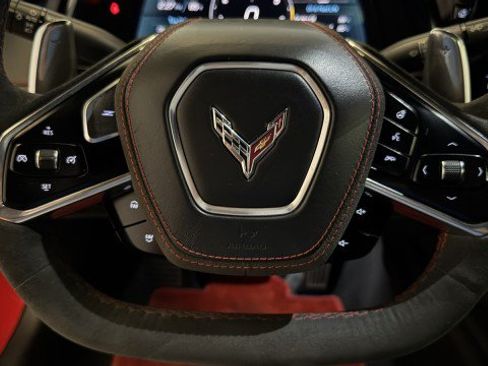 Used 2021 Chevrolet Corvette Stingray Premium Cpe w/ Z51 Performance Package RWD image 10
