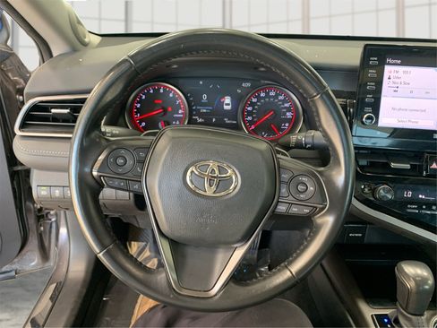 Used 2024 Toyota Camry XSE image 17