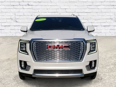 Certified 2022 GMC Yukon Denali image 6