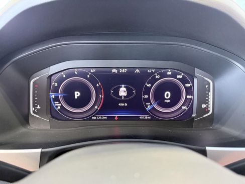 Used 2023 Volkswagen Atlas SEL image 30