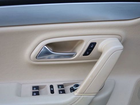Used 2013 Volkswagen CC Sport Plus FWD image 10