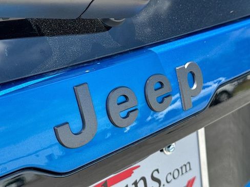 New 2026 Jeep Cherokee Overland AWD/4WD image 19