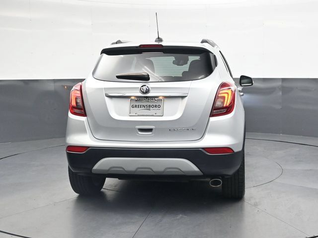 Used 2019 Buick Encore Essence FWD image 5