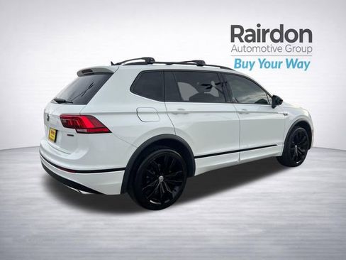 Used 2020 Volkswagen Tiguan SE R-Line AWD/4WD image 9