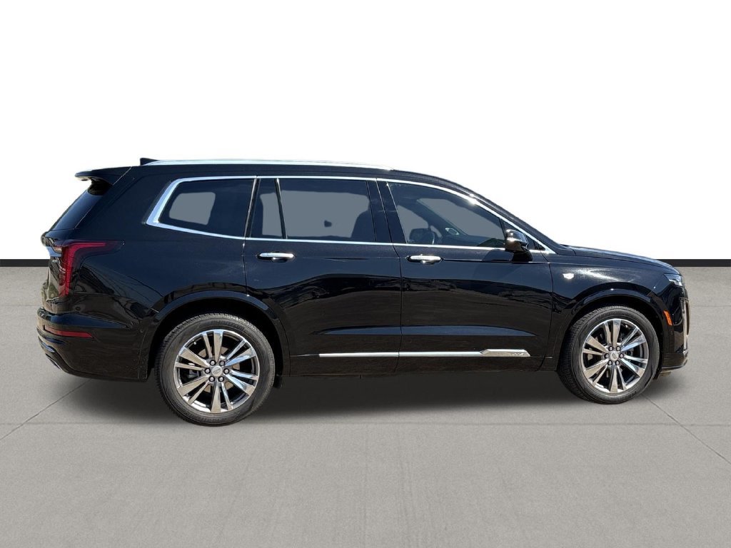 Used 2021 Cadillac XT6 Premium Luxury FWD image 6