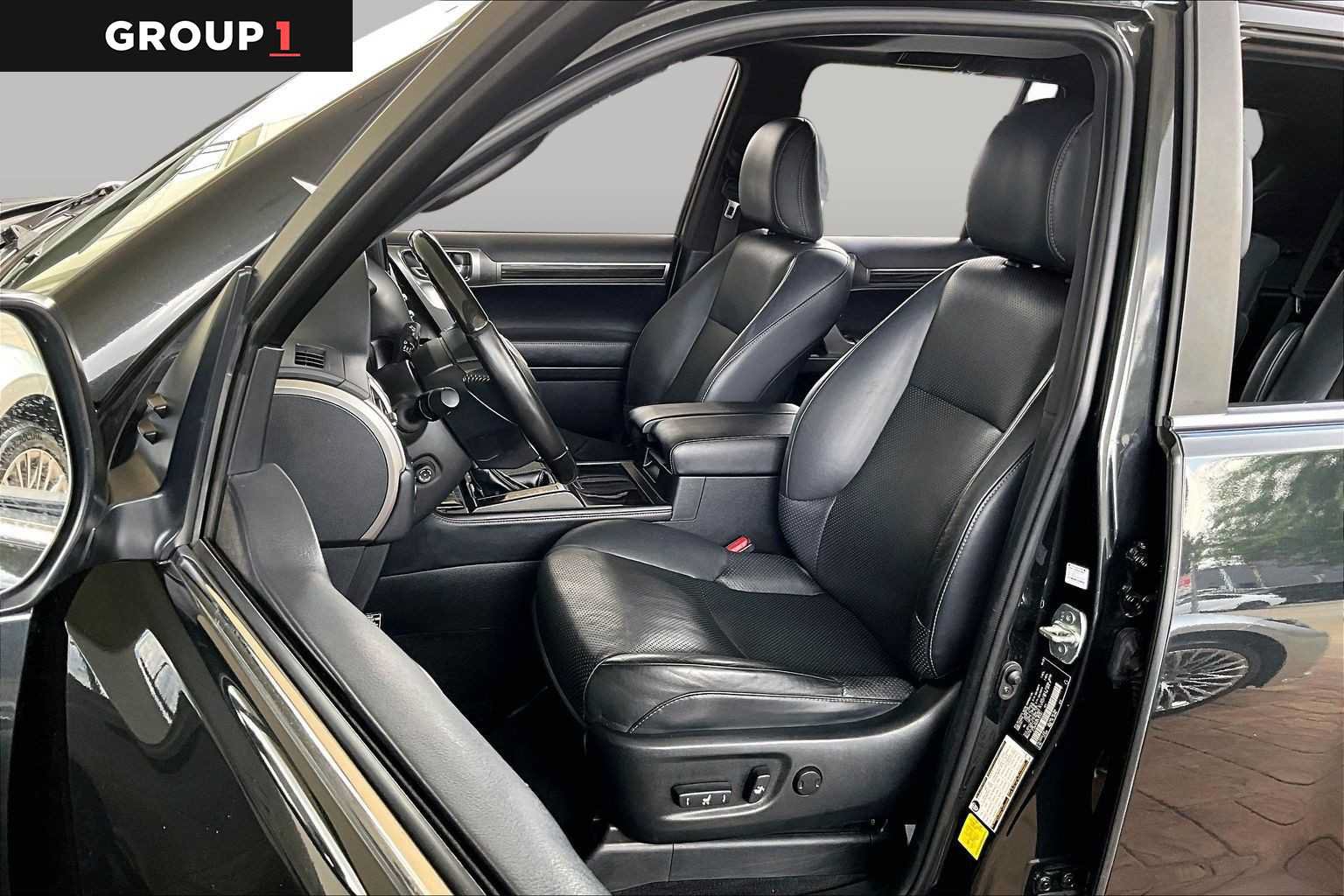 Certified 2023 Lexus GX 460 Luxury w/ Sport Design Package AWD/4WD image 7