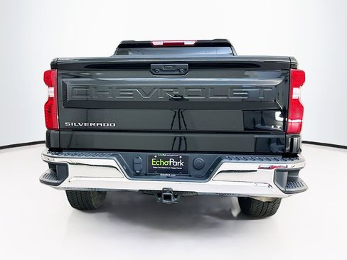 Used 2023 Chevrolet Silverado 1500 LT image 7