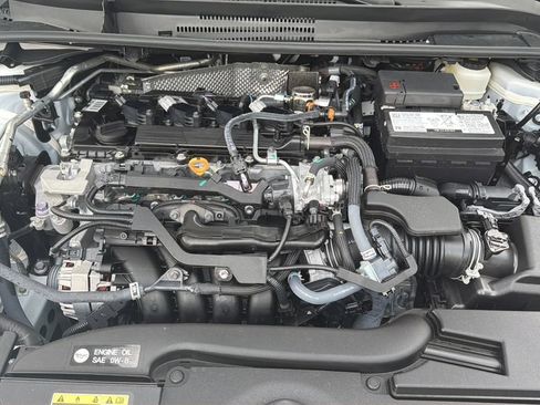 Used 2026 Toyota Corolla SE FWD image 32