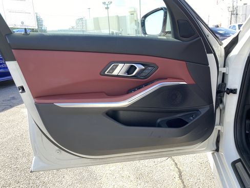 Used 2022 BMW 330i Sedan w/ Driving Assistance Package image 14