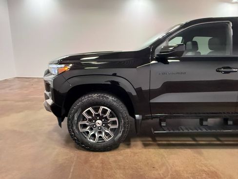 Used 2023 Chevrolet Colorado Z71 w/ Z71 Convenience Package 2 AWD/4WD image 39