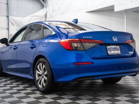 Used 2022 Honda Civic LX image 7