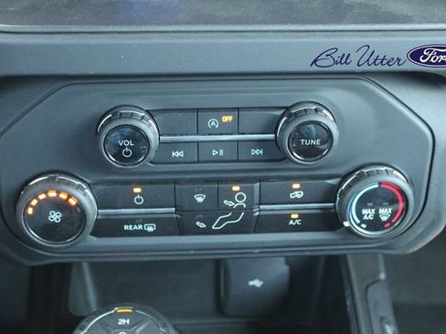 Used 2025 Ford Bronco 2-Door w/ Sasquatch Package AWD/4WD image 17