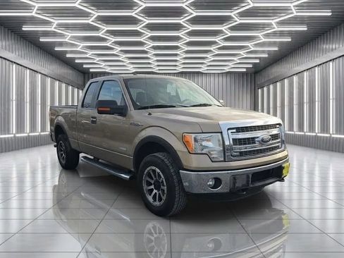 Used 2013 Ford F150 XLT w/ Luxury Equipment Group AWD/4WD image 2