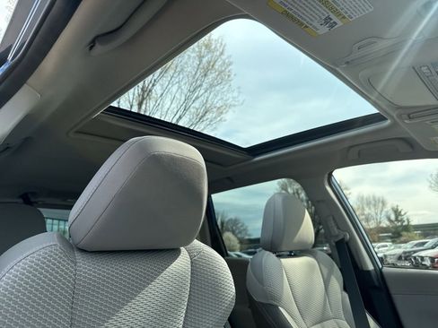 Used 2023 Subaru Forester Premium image 30