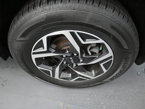 Certified 2023 Kia Sportage LX AWD/4WD image 9