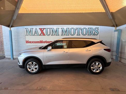 Used 2019 Chevrolet Blazer LT image 2