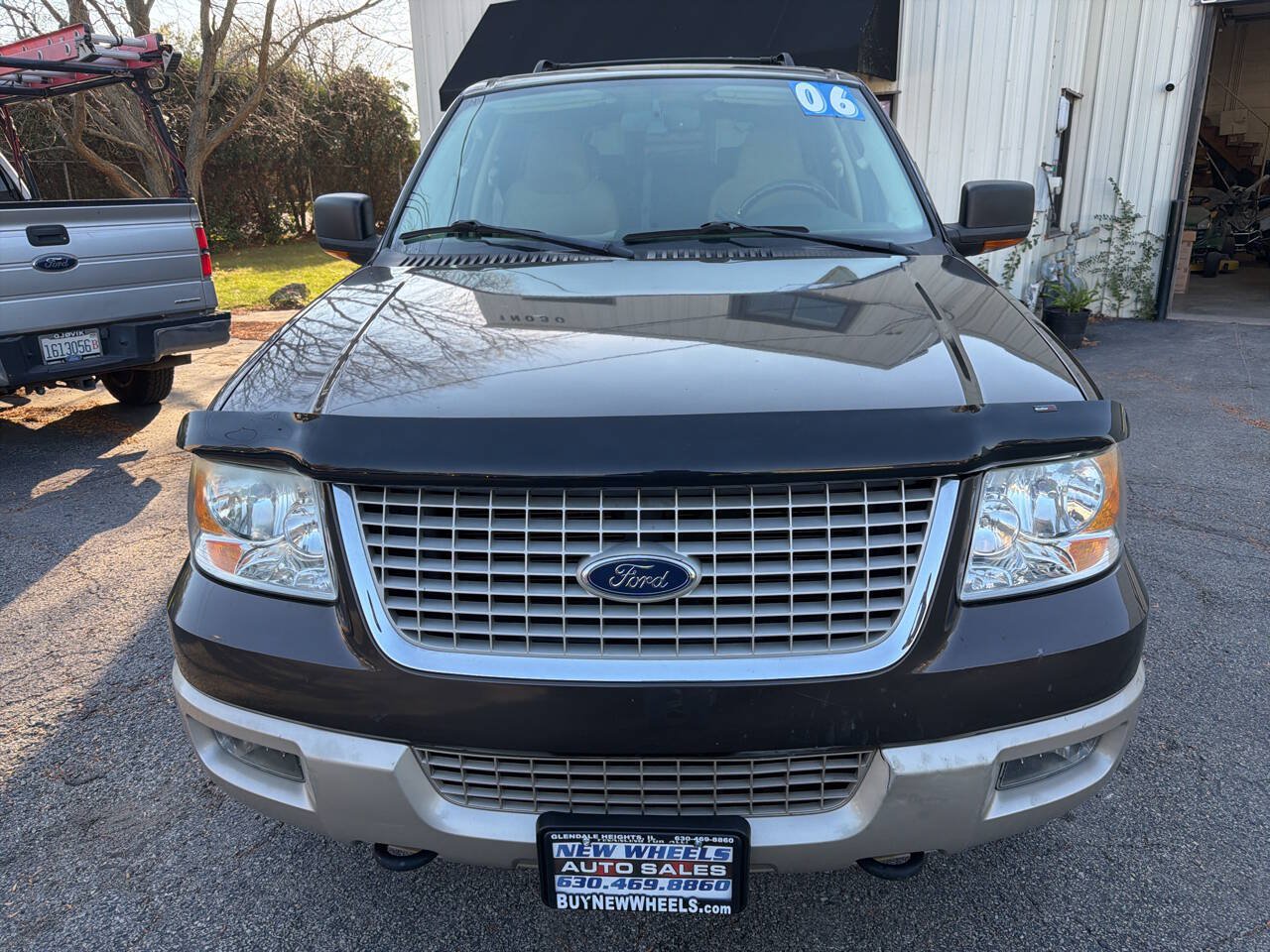Used 2006 Ford Expedition King Ranch AWD/4WD image 2