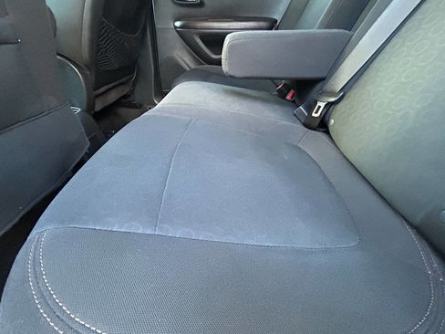 Used 2020 Chevrolet Trax LS w/ Tint and Cruise Package FWD image 35