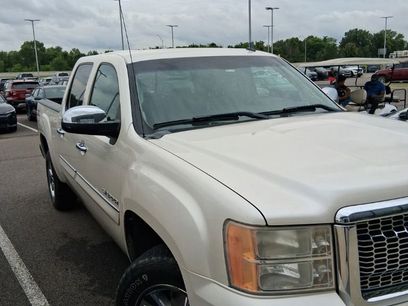 Used 2011 GMC Sierra 1500 SLE w/ Power Tech Package