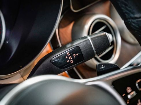 Certified 2021 Mercedes-Benz GLC 300 image 20