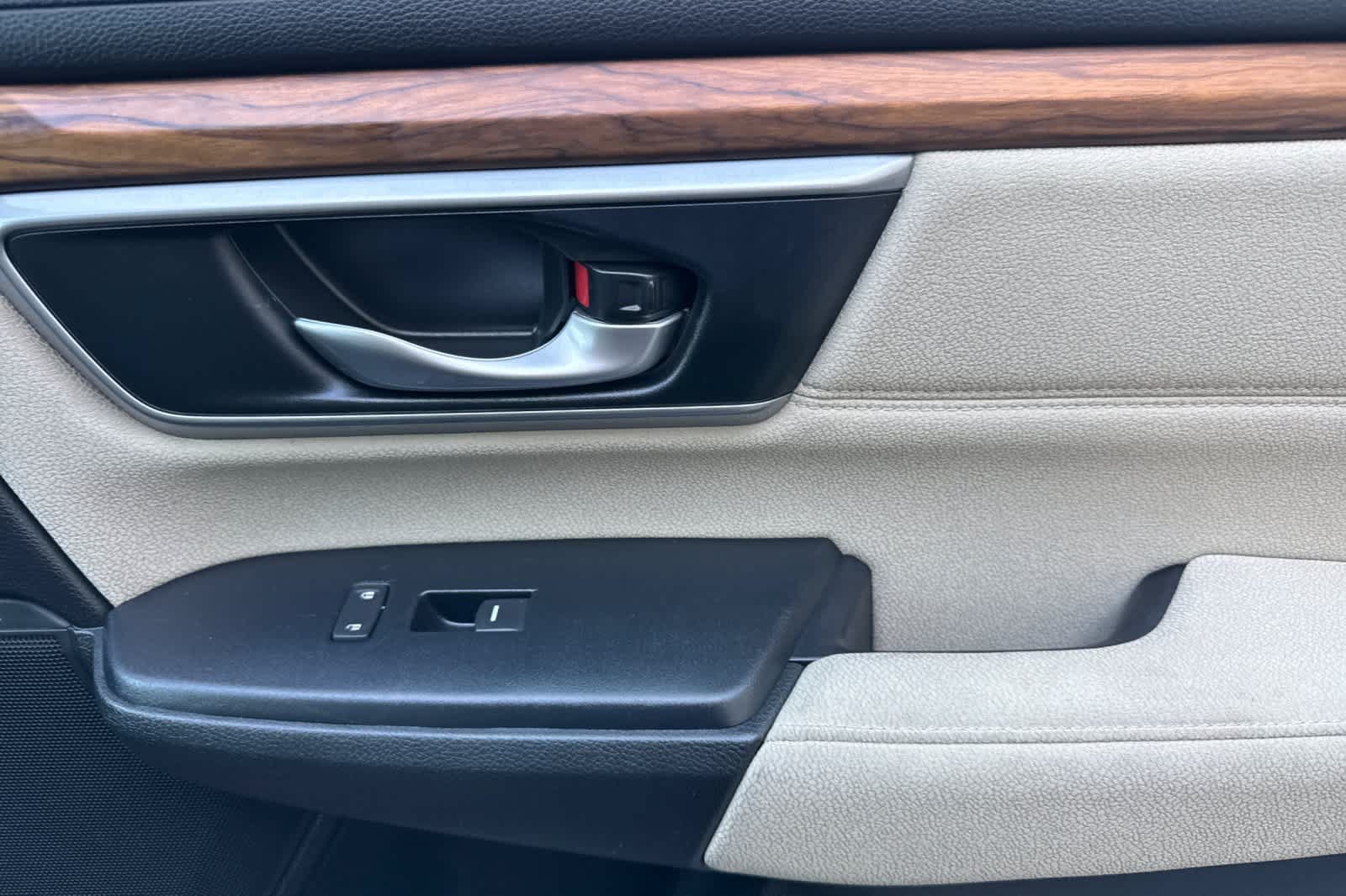 Used 2018 Honda CR-V EX image 18