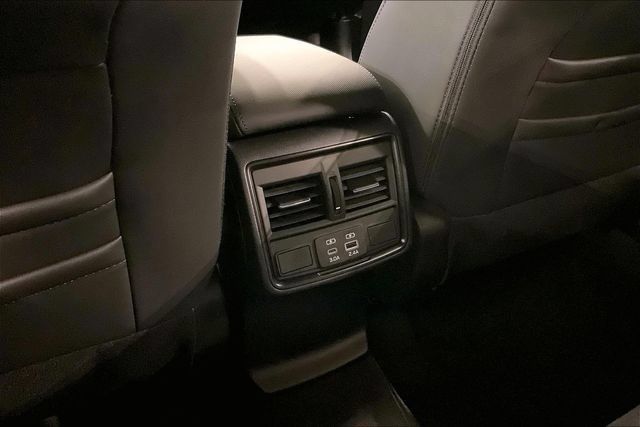 Used 2025 Subaru Forester Limited AWD/4WD image 34