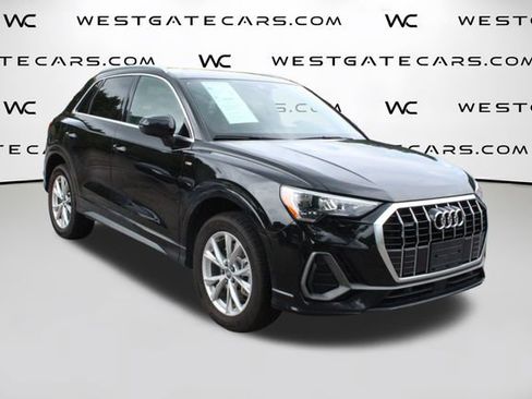 Used 2021 Audi Q3 2.0T Premium w/ Convenience Package AWD/4WD image 42