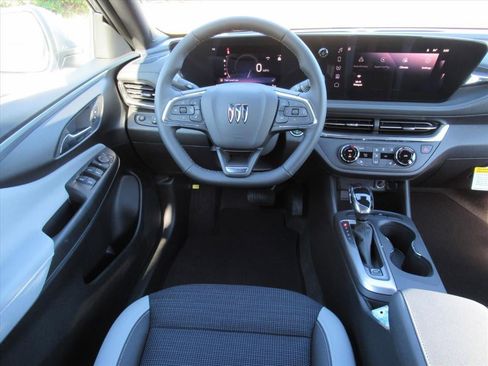New 2026 Buick Envista Preferred w/ Convenience I Package FWD image 12