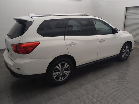 Used 2020 Nissan Pathfinder SV AWD/4WD image 10